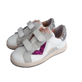 Sneakers bimba bianche con velcro, dettagli glitter fucsia e argento, suola beige
