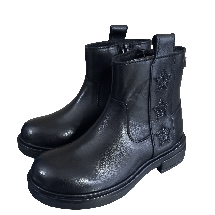 Stivaletti bambini neri in pelle con stelle laterali decorative, eleganti e moderni
