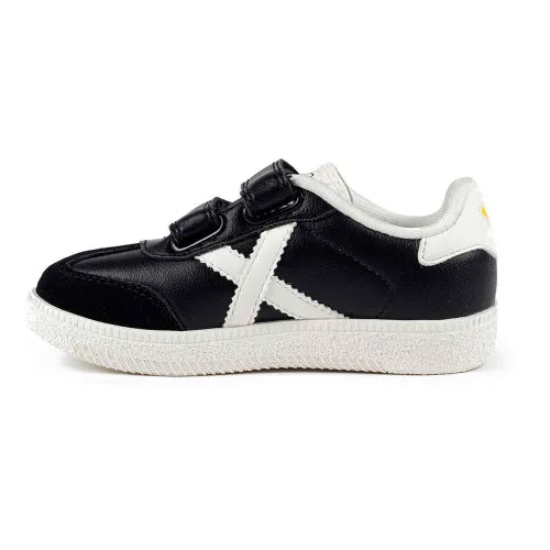 Vista posteriore sneakers Munich Mini Astro Velcro bambino con tallone rinforzato
