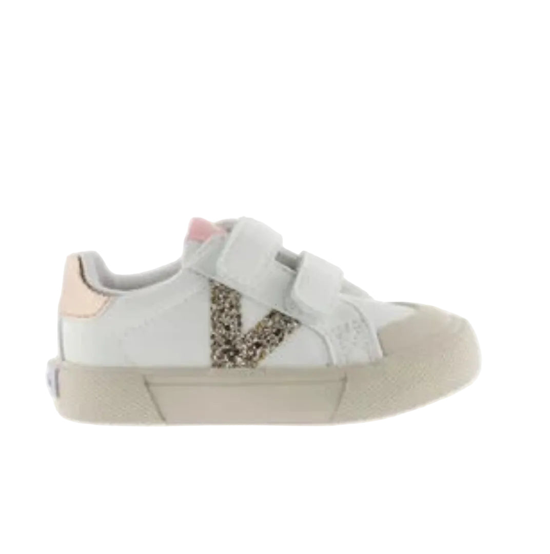Dettaglio suola sneaker Victoria Tribu